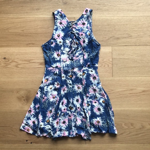 Floral Summer Dress - Picture 2 of 8